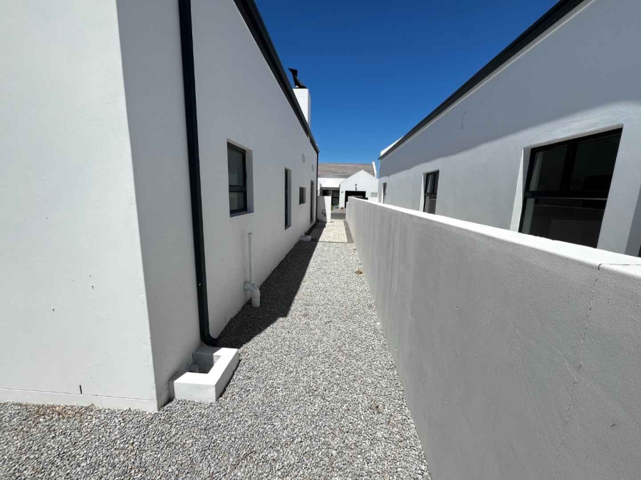 3 Bedroom Property for Sale in Britannia Bay Western Cape